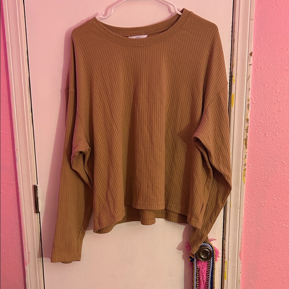 Time and Tru Tan Ribbed Long Sleeve Top